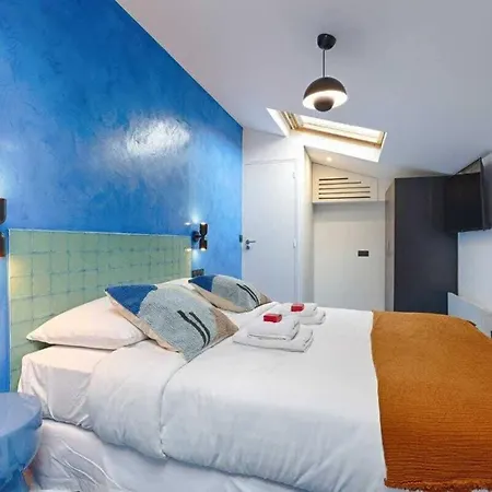Les Halles - Luxurious & Colorful 4bd For 16 Guest Apartman *