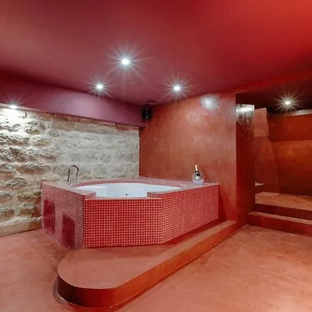 Les Halles - Luxurious & Colorful 4bd For 16 Guest Párizs