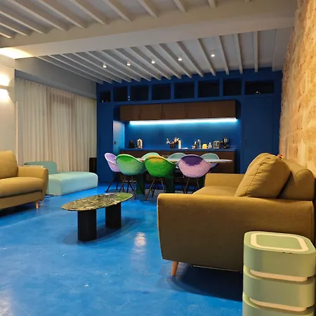 Les Halles - Luxurious & Colorful 4bd For 16 Guest *
