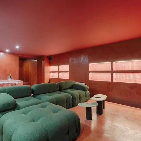 Les Halles - Luxurious & Colorful 4bd For 16 Guest Apartmán Paříž