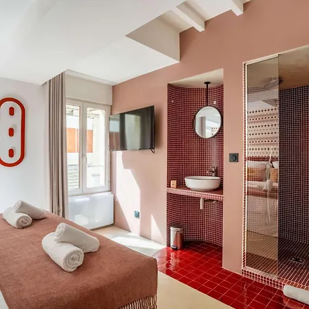 Les Halles - Luxurious & Colorful 5bd For 16 Guest 아파트 *