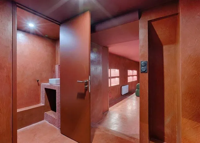 شقة Les Halles - Luxurious & Colorful 4bd For 16 Guest *