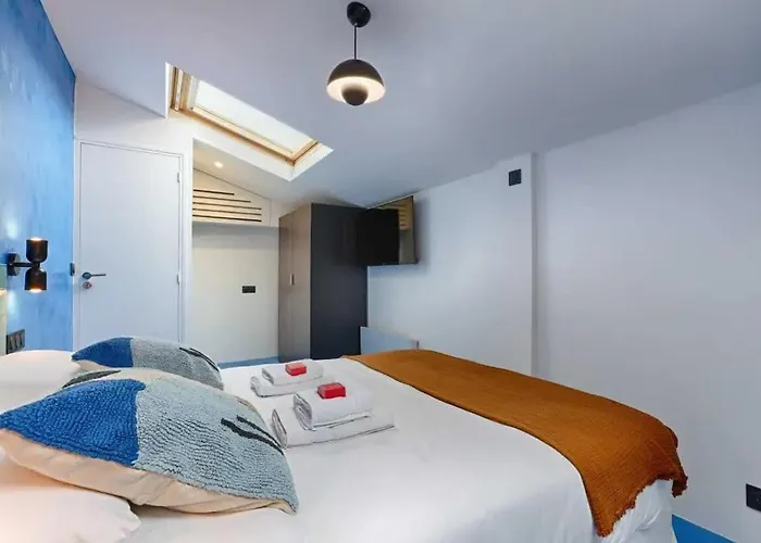 شقة Les Halles - Luxurious & Colorful 4bd For 16 Guest *