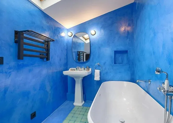 شقة Les Halles - Luxurious & Colorful 4bd For 16 Guest *