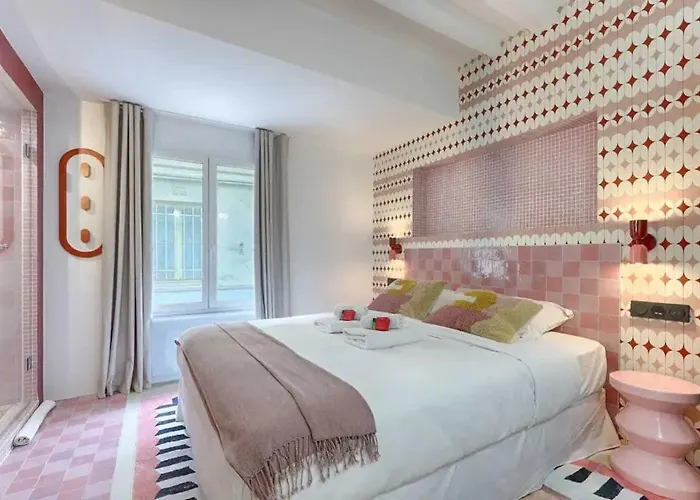 شقة Les Halles - Luxurious & Colorful 4bd For 16 Guest باريس