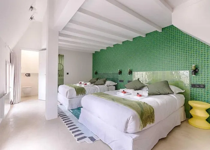 Les Halles - Luxurious & Colorful 4bd For 16 Guest * باريس